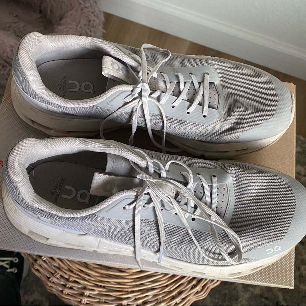 On Cloud Cloudnova Form 2 Running Gray Sneakers W… - image 2